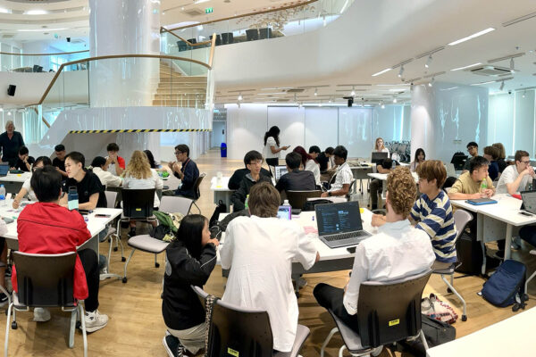 Workshop with Thai and Singaporean students